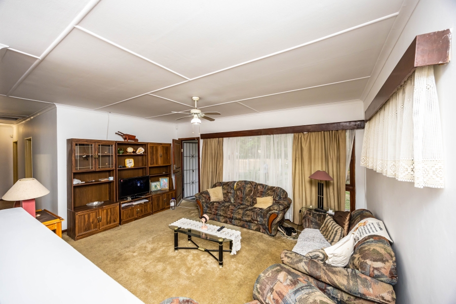 3 Bedroom Property for Sale in Summerpride Eastern Cape